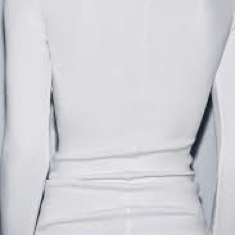 Zara Ribbed Top. - Picture 2 of 6